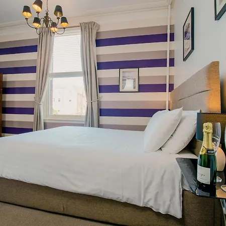 Hotel Rowntree 4*