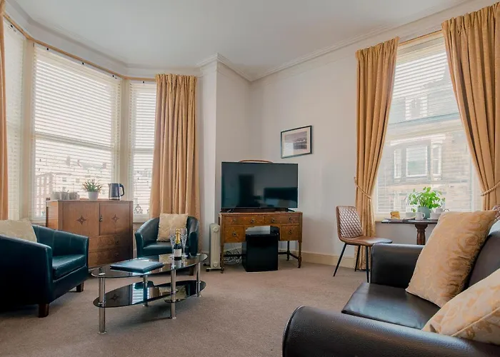 Rowntree 4* سكرابورو