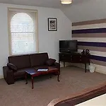 Rowntree 4*